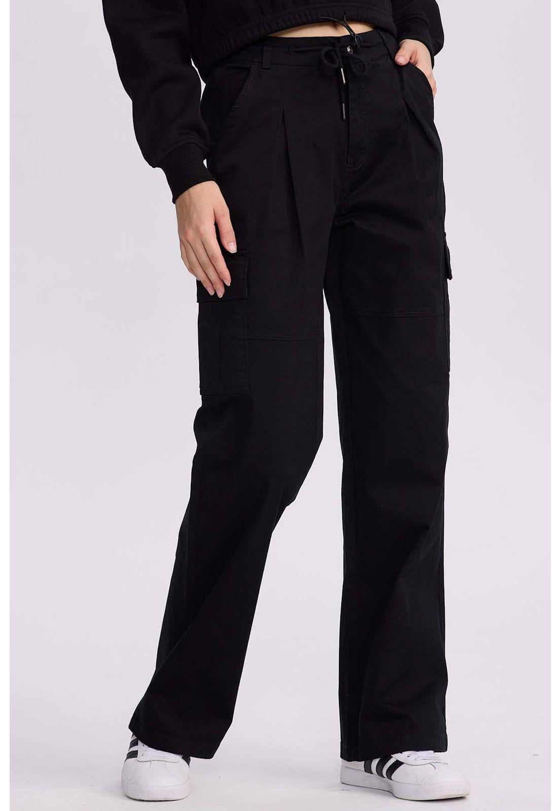 Pantalón Mujer Cargo Pinzas Negro-2