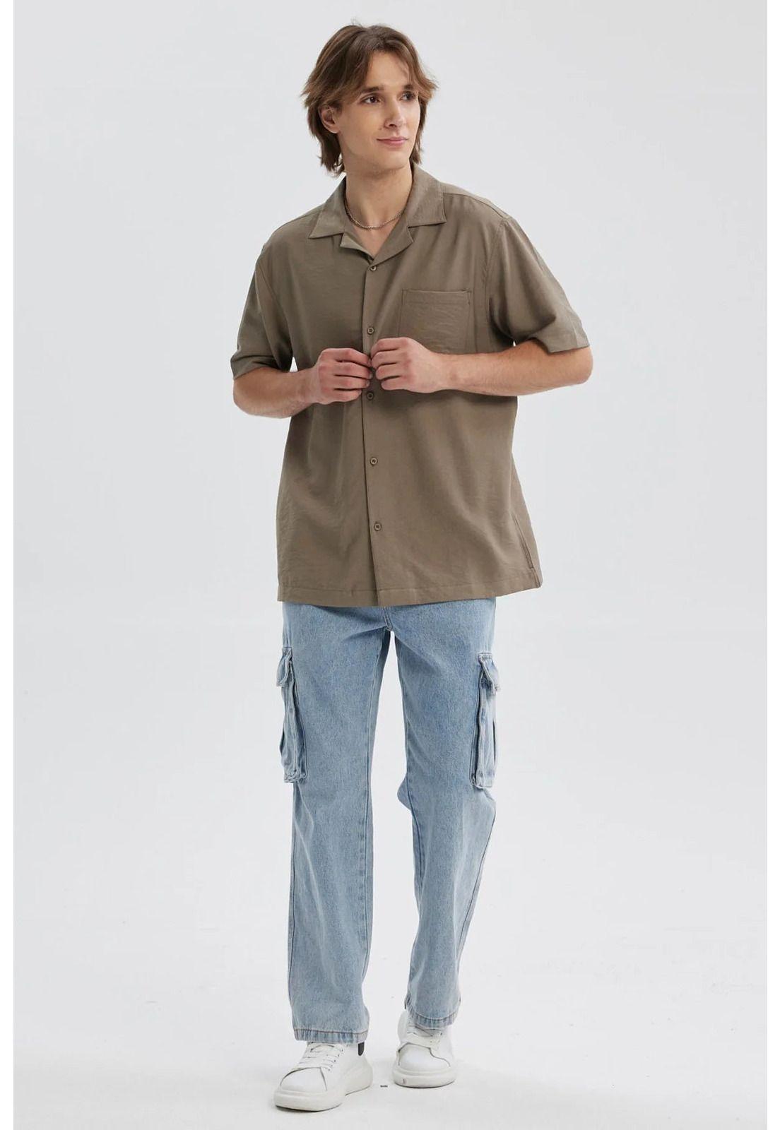 Camisa Hombre Lisa Bolsillo Café-3