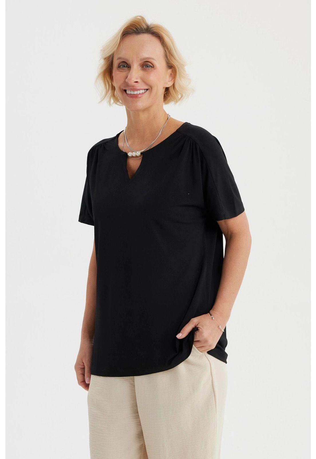 Polera Mujer Detalle Perlas Negro-1