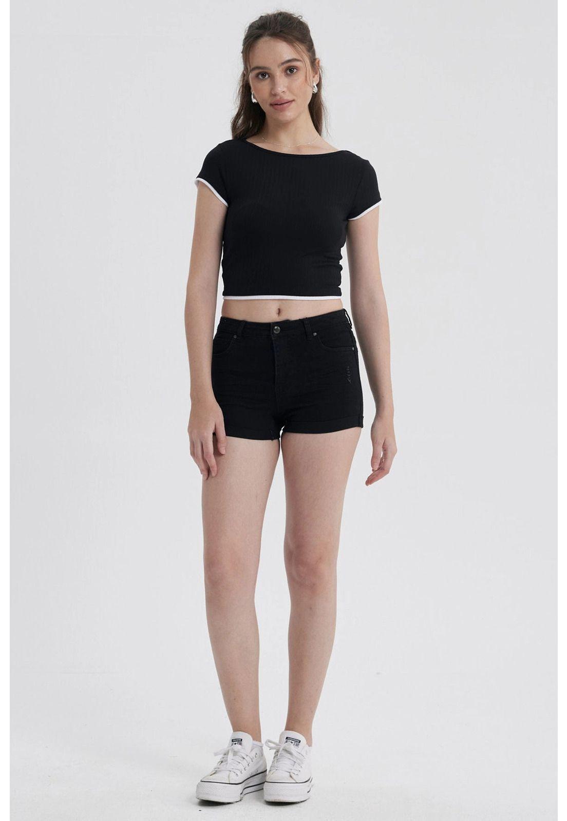 Short Mujer Roll Up Tiro Alto Negro-3