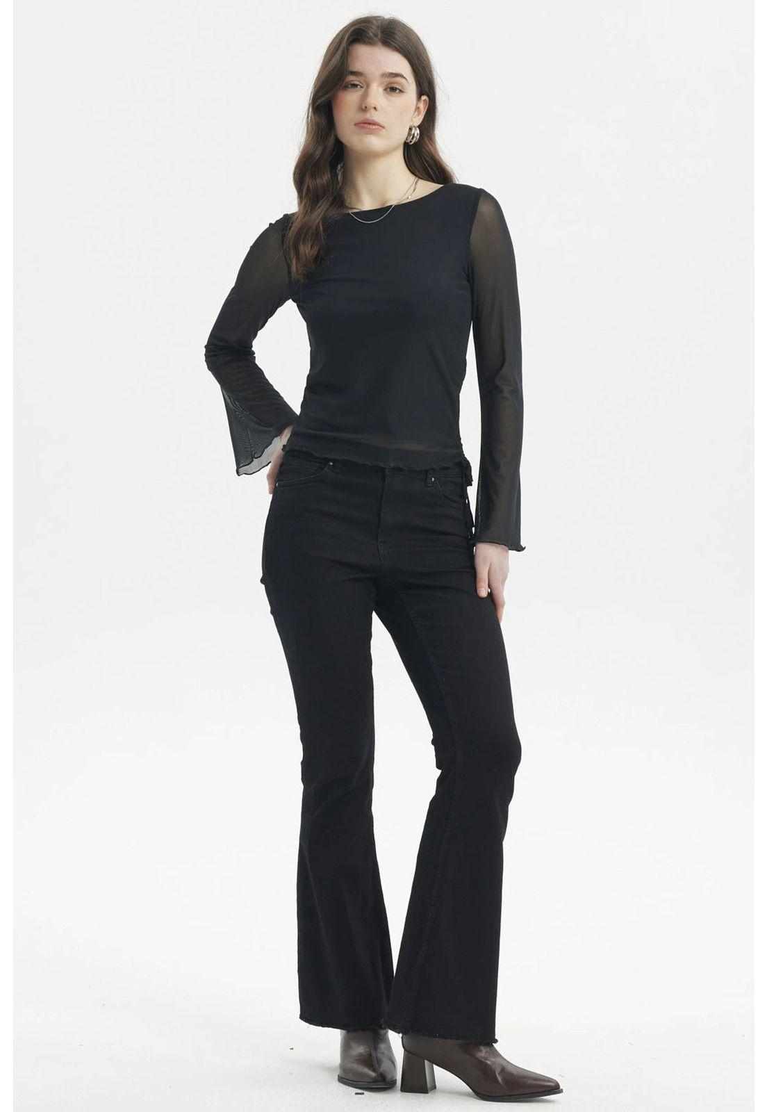 Polera Mujer Mangas Acampanadas Negro-3