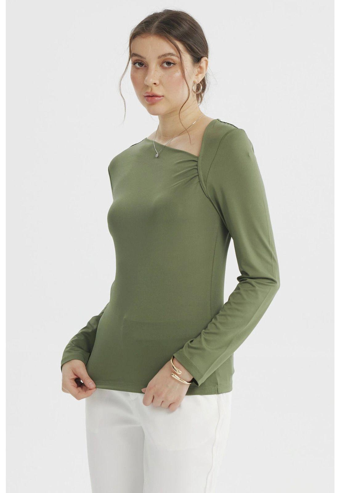 Polera Mujer Asimétrico Verde Olivo-1