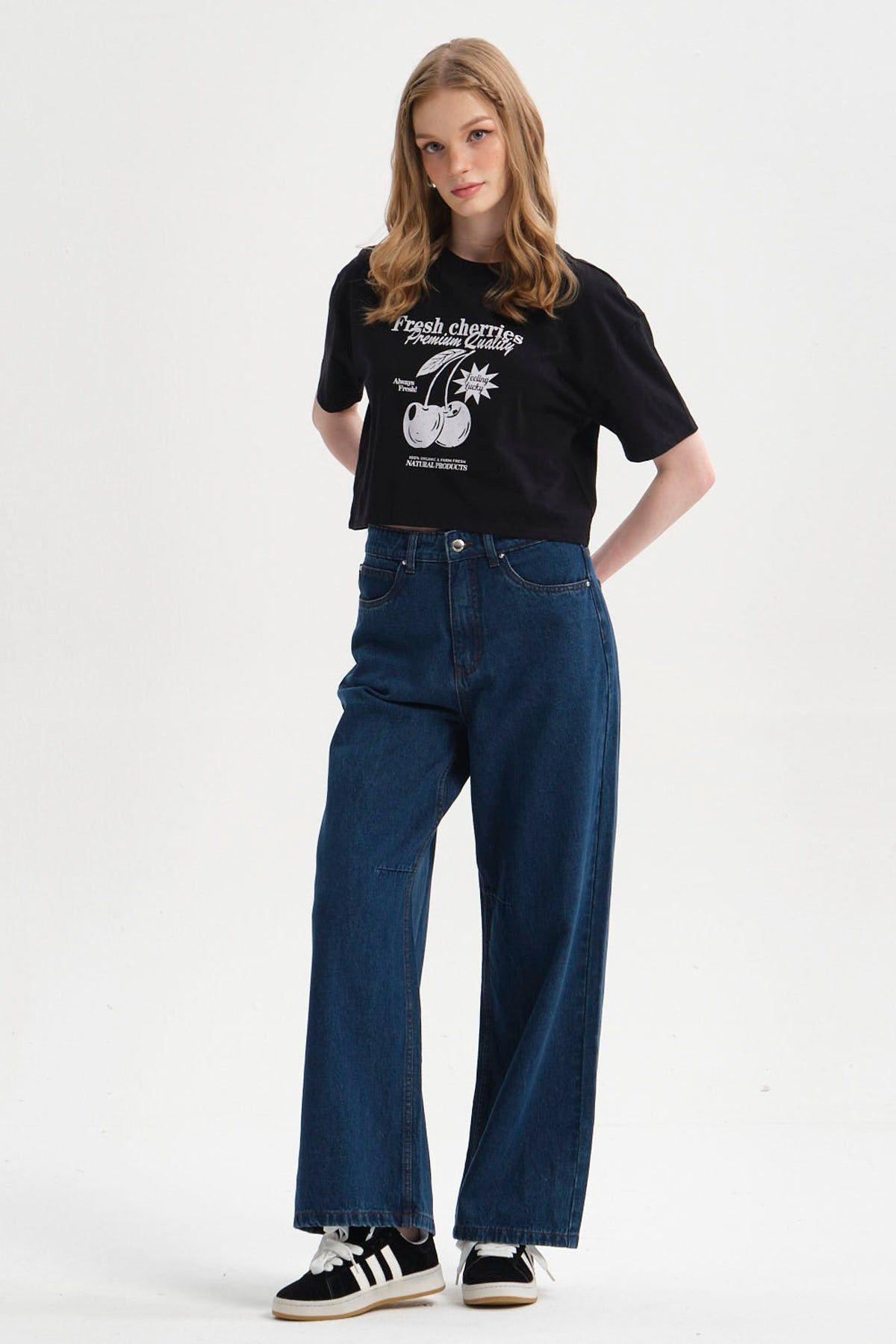 Polera Mujer Print Crop Negro-3