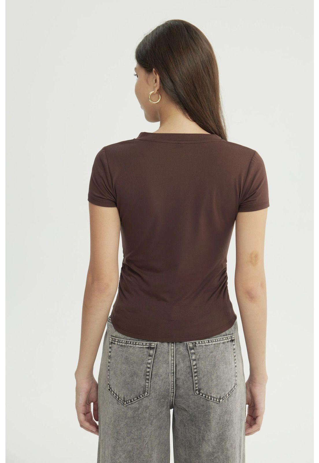 Polera Mujer Slim Fit Café-2