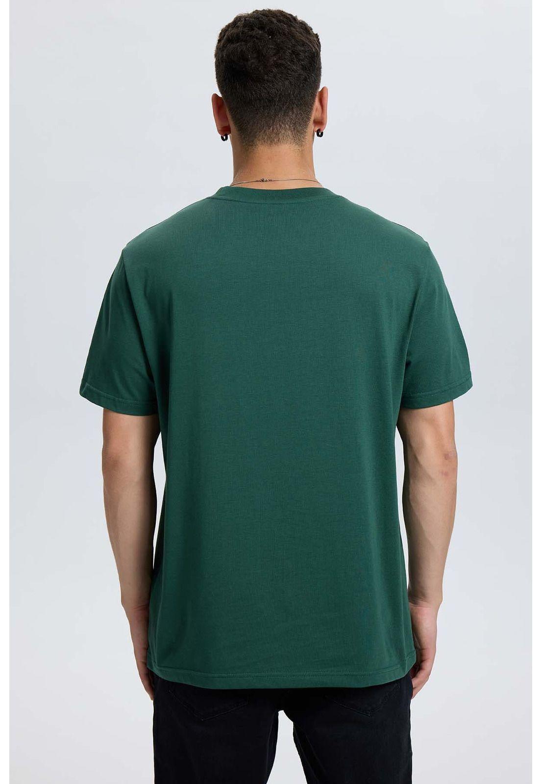 Polera Hombre Regular Fit Básica Verde-2