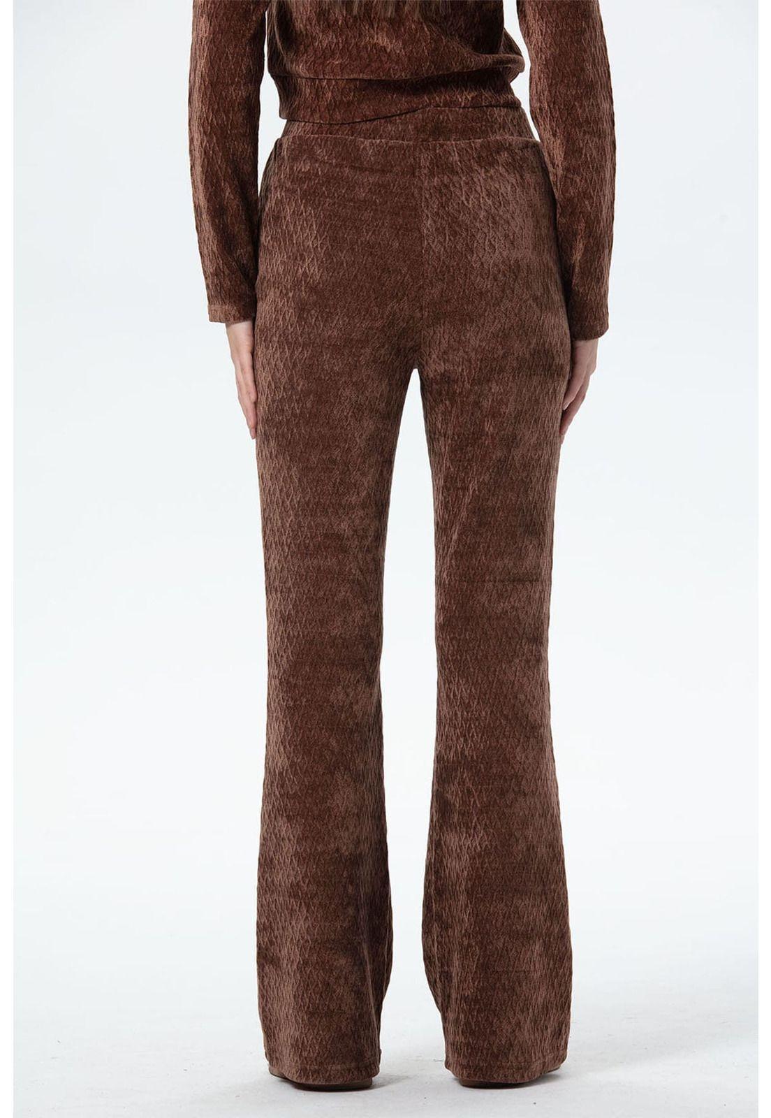 Pantalón Mujer Flare Chenille Café-2
