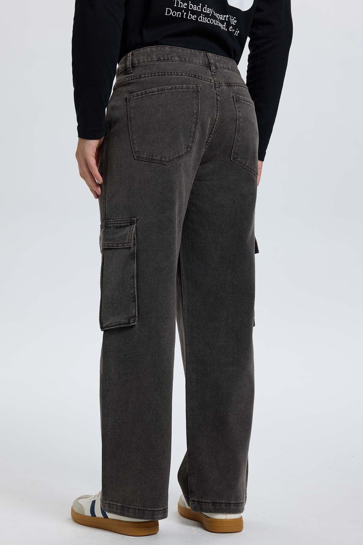 Jeans Hombre Cargo Recto Marron Oscuro-2