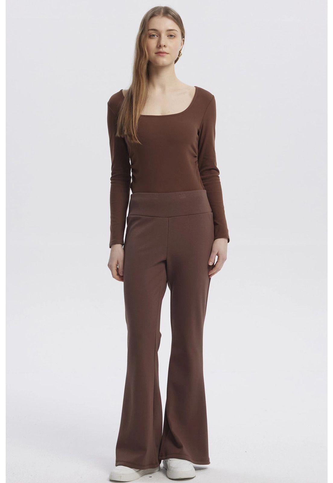 Pantalón Mujer Flare Cotelón Café Oscuro-3