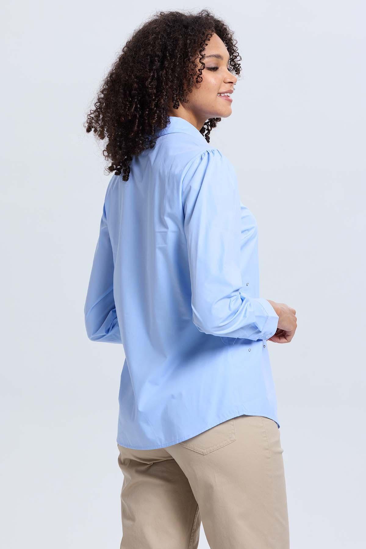 Blusa Mujer Satinada Bolsillo Celeste-2
