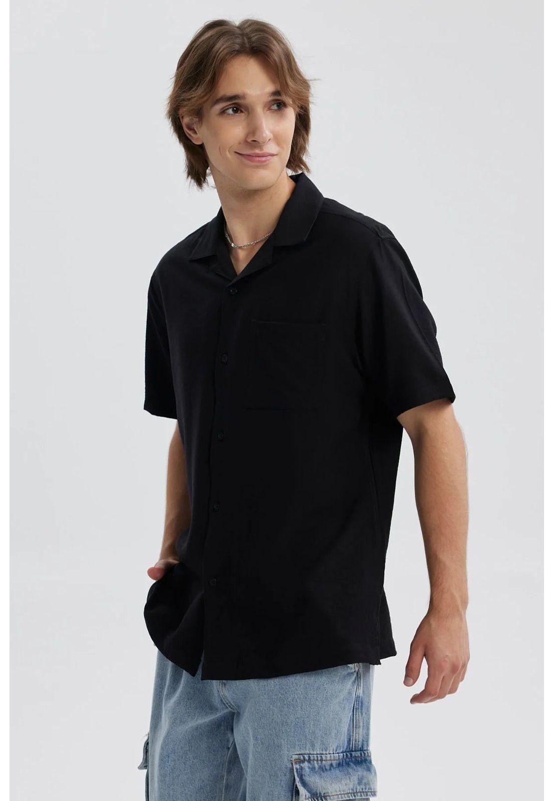 Camisa Hombre Lisa Bolsillo Negro-1