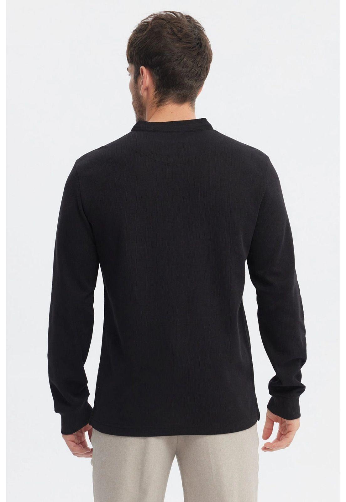 Polera Hombre Slim Negro - V-2