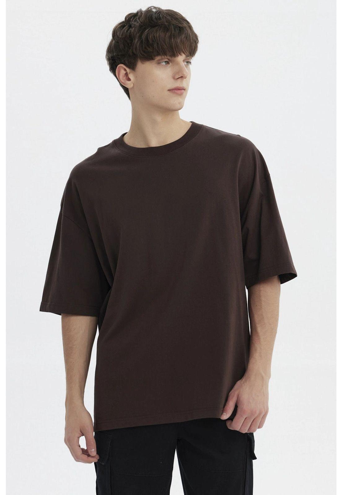 Polera Hombre Oversize Chocolate - ll-0