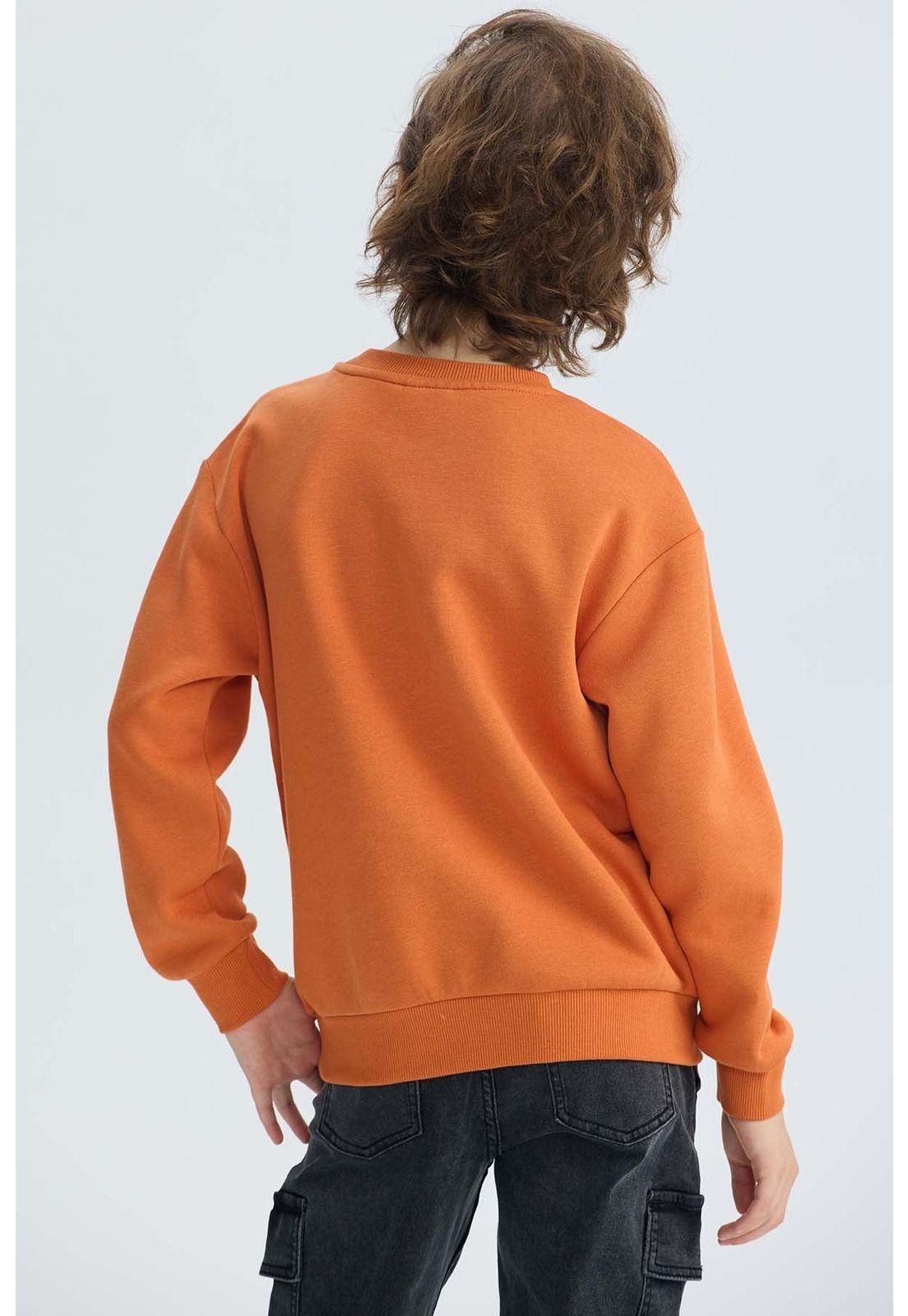 Polerón Niño Cerrado Con Relieve Naranjo-2