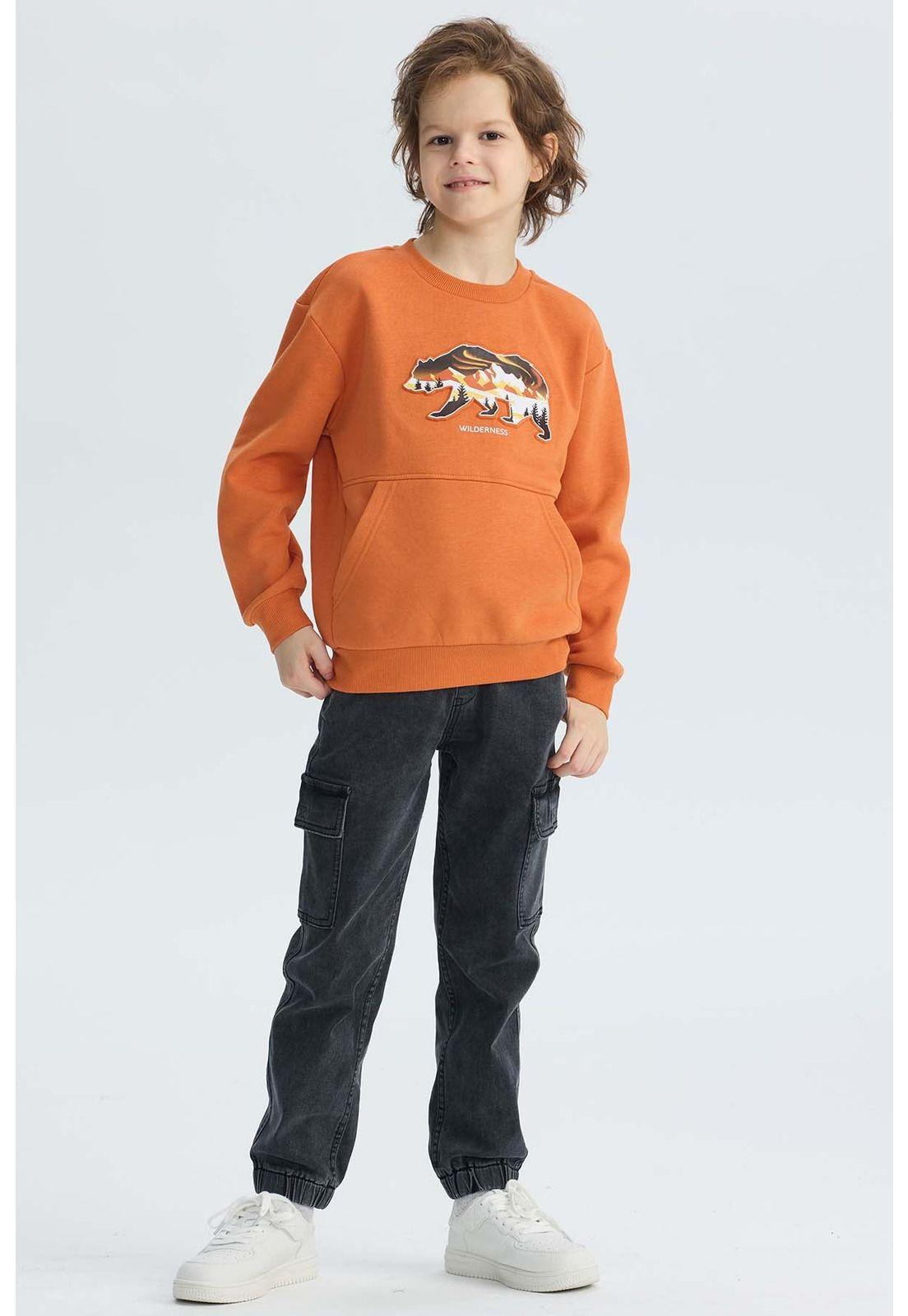 Polerón Niño Cerrado Con Relieve Naranjo-3