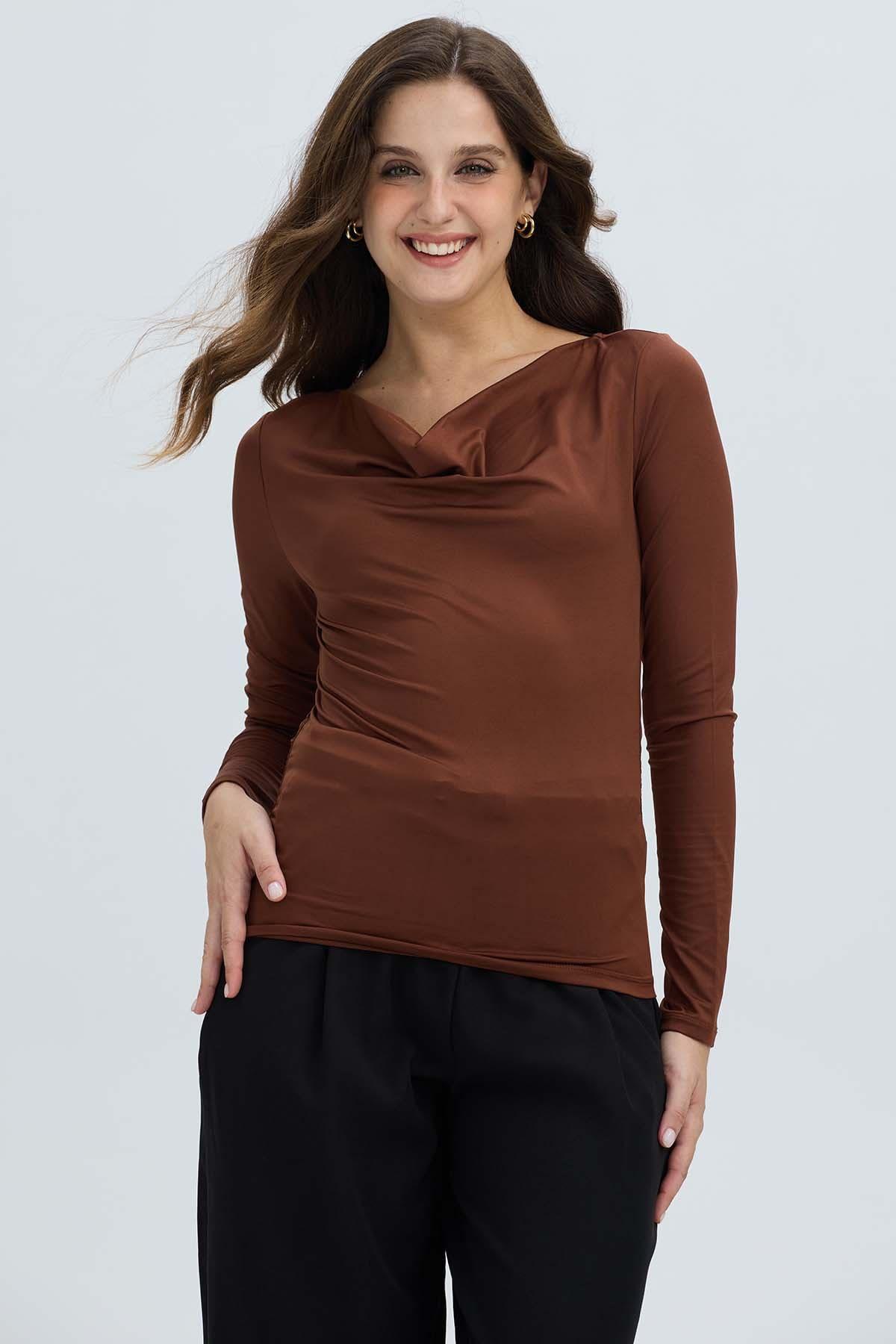 Polera Mujer Drapeado Delantero Cafe Oscuro-1