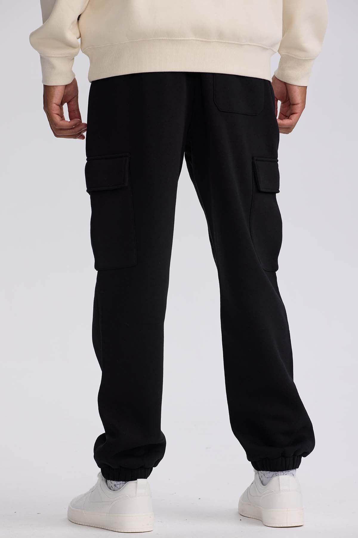 Pantalón Buzo Hombre Cargo Negro-2