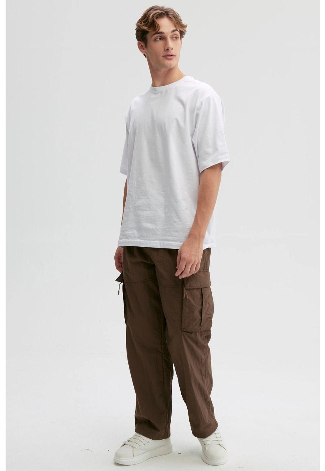 Pantalón Hombre Cargo Nylon Chocolate-3