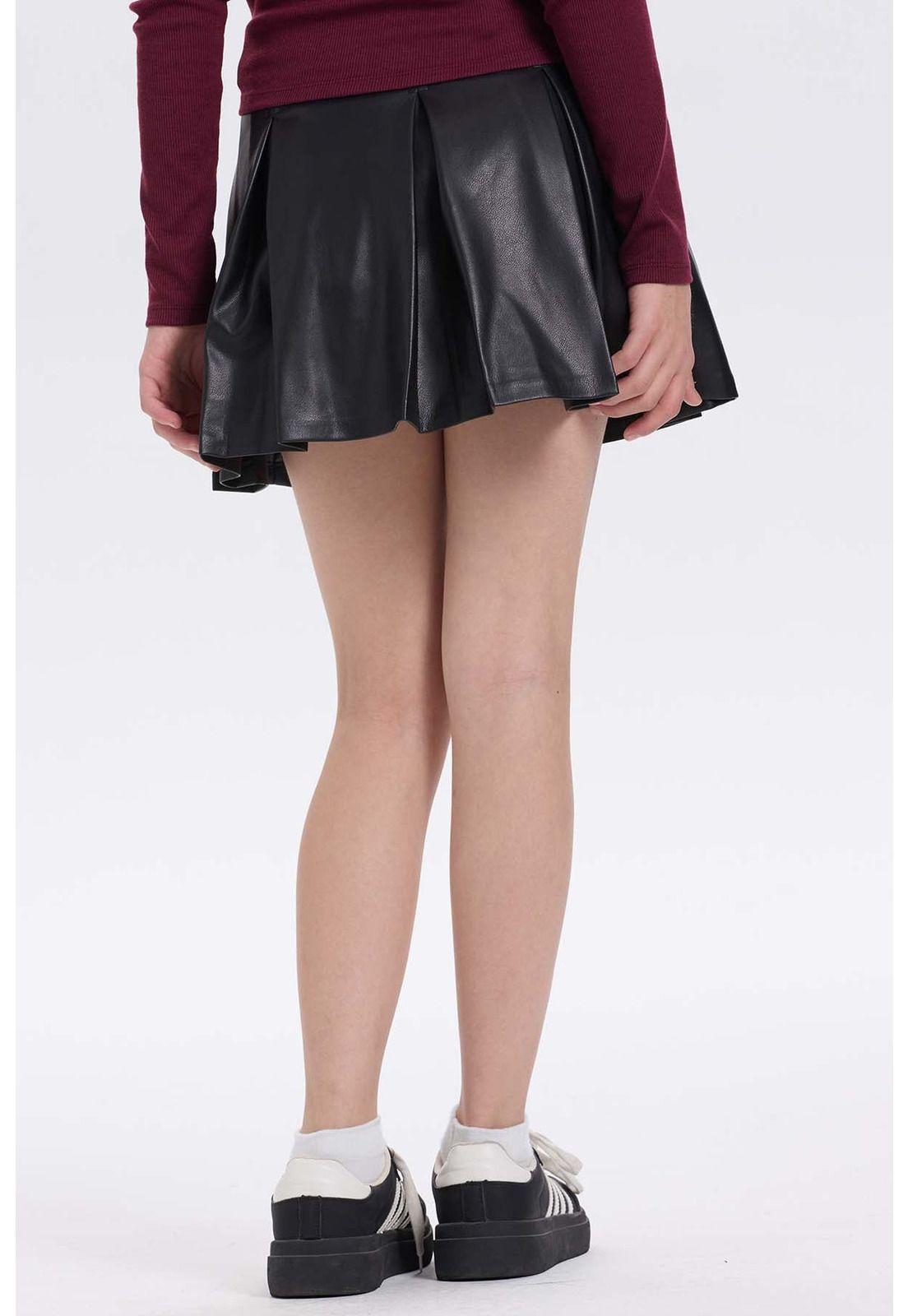 Falda Niña Efecto Cuero Tableada Negro-2