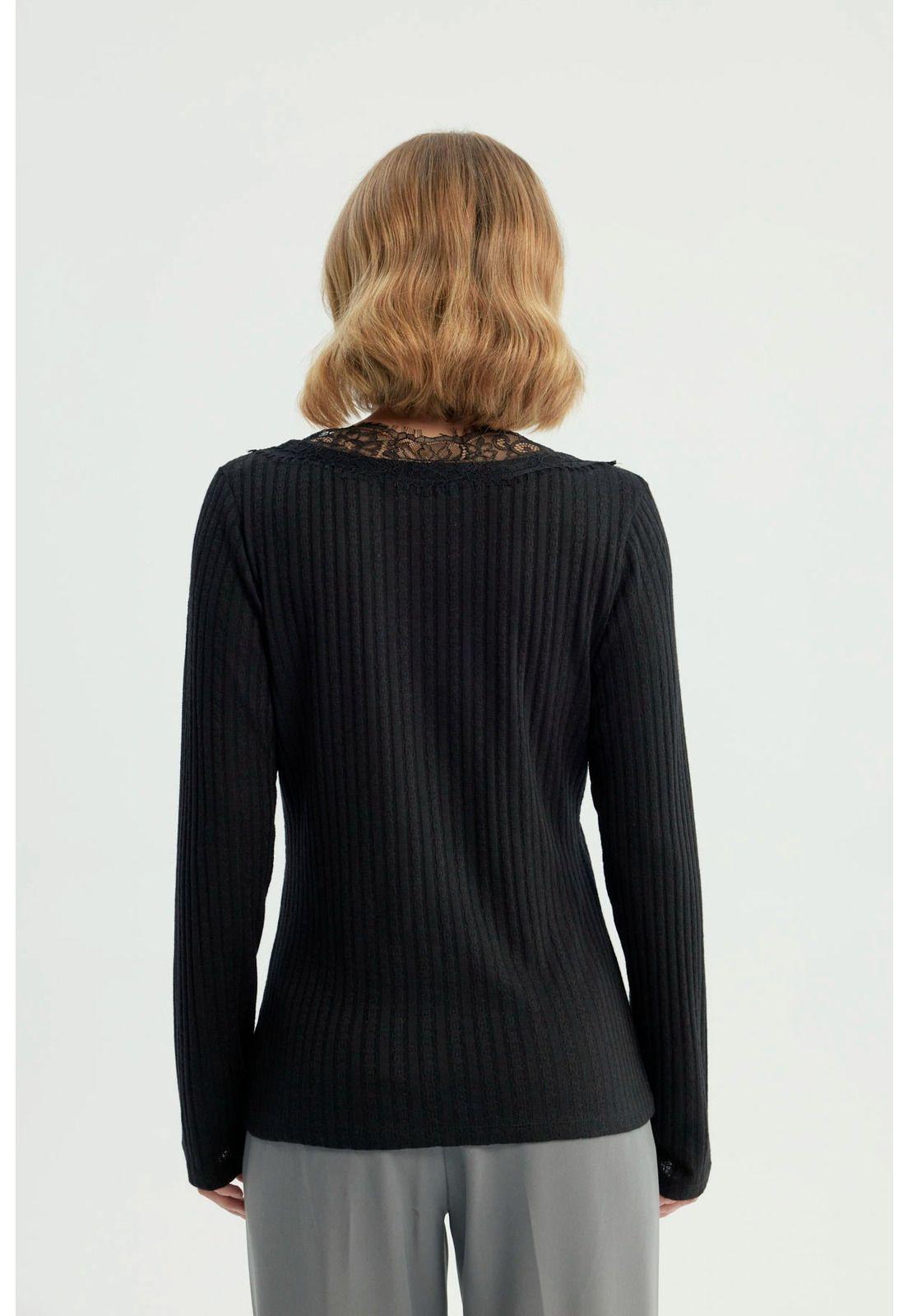 Sweater Mujer Regular Negro - V-2