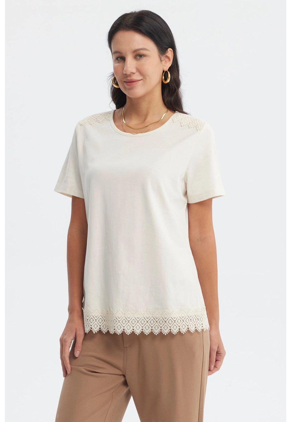 Polera Mujer Detalle Cuello Crema-1