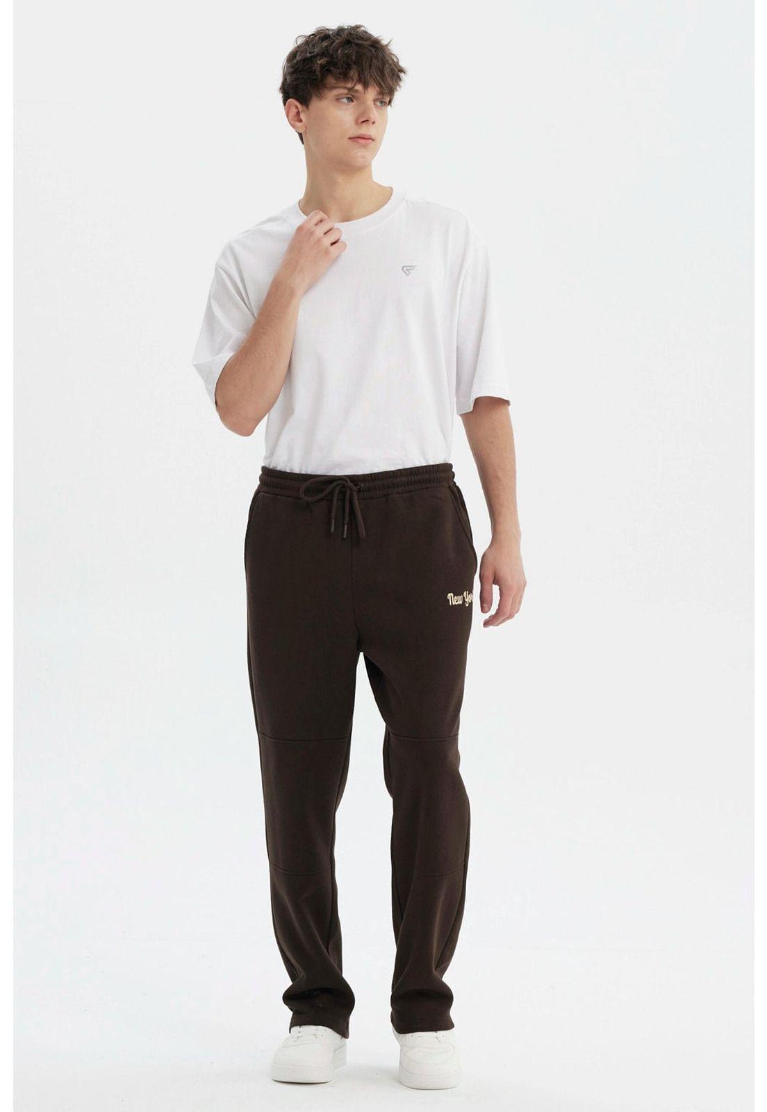 Pantalón Buzo Hombre Calce Recto Chocolate - lll-3