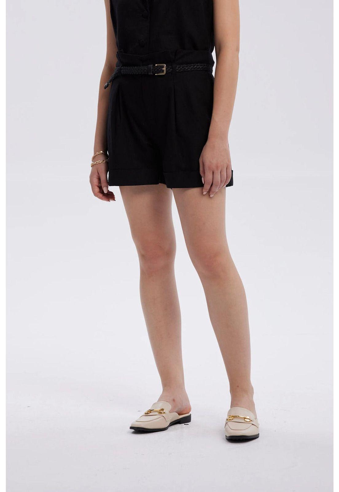 Short Mujer Con Cinturón Negro-1