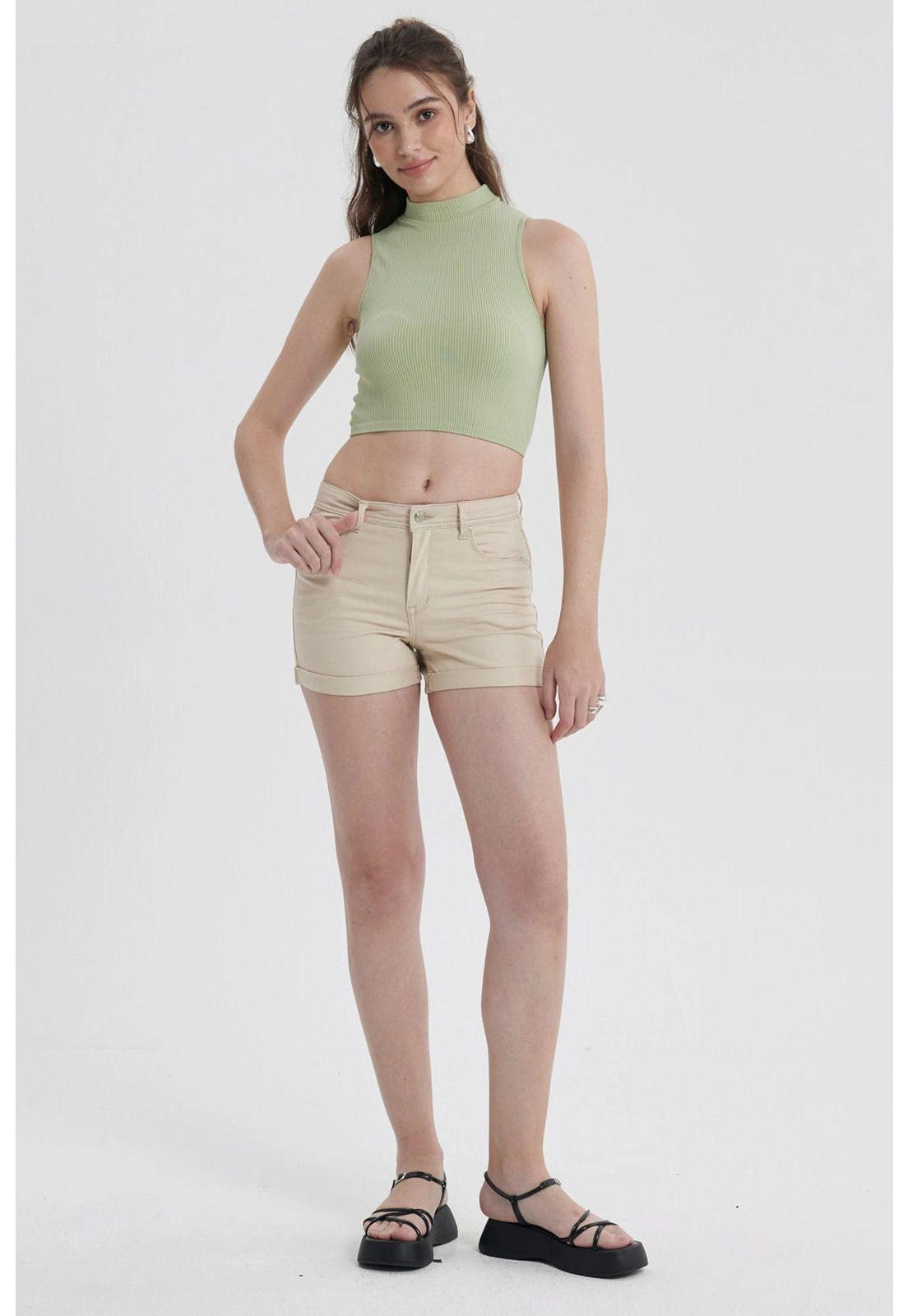 Short Mujer Color Roll Up Tiro Alto Beige Claro-3