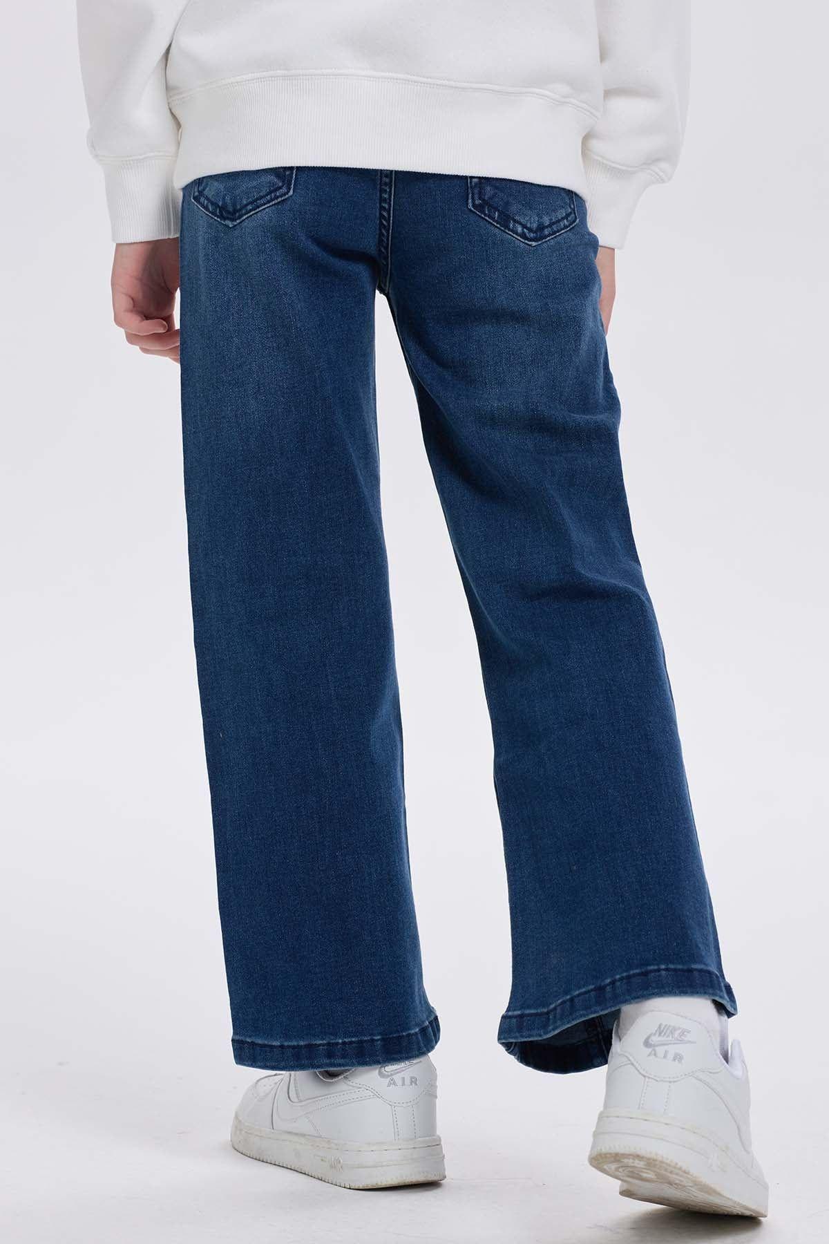 Jeans Niña Con Costura Y Bolsillo Calce Recto Azul-2