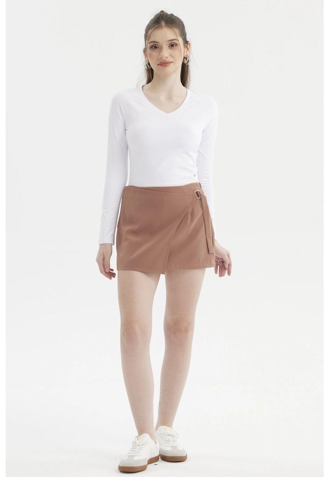 Short Mujer Falda Cruce Delantero Camel-3