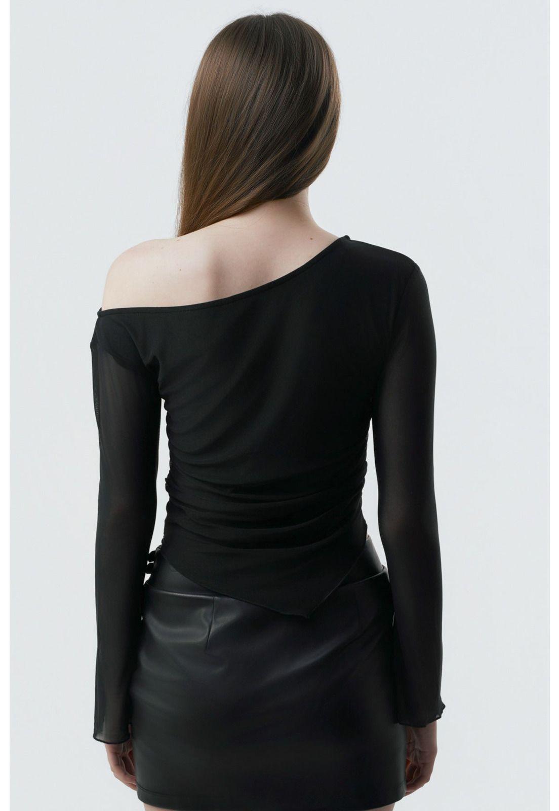 Polera Mujer Slim Fit Negro - V-2