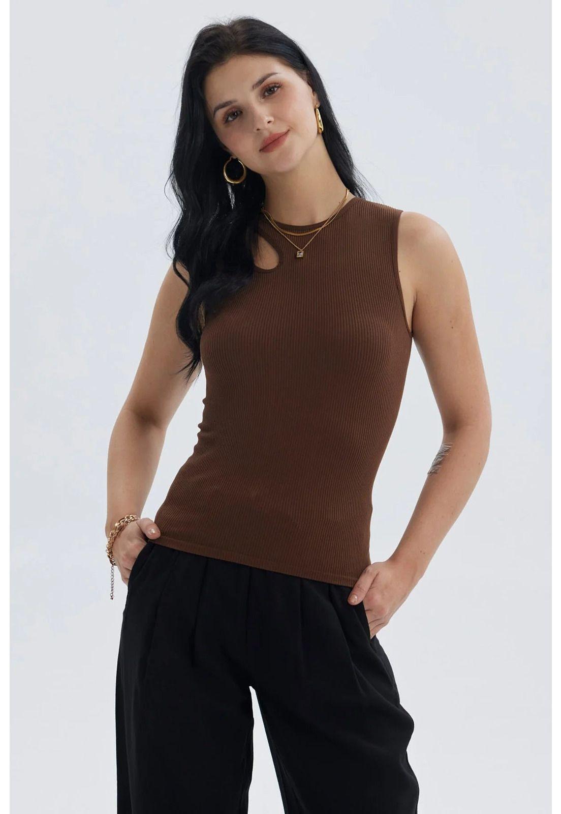 Polera Mujer Lisa Abertura Café Oscuro-0