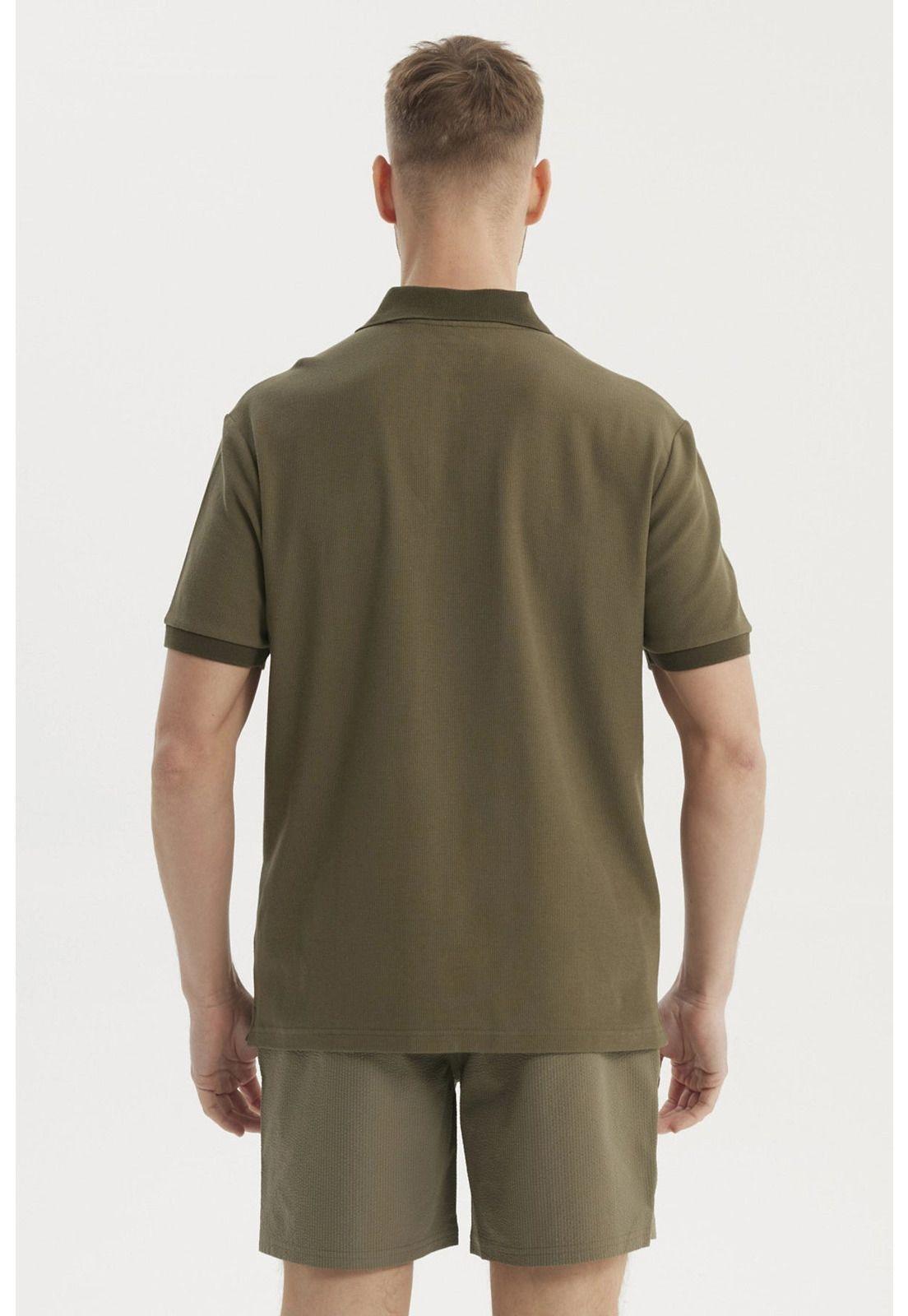 Polera Hombre Pique Wafle Con Botones Verde Olivo-2