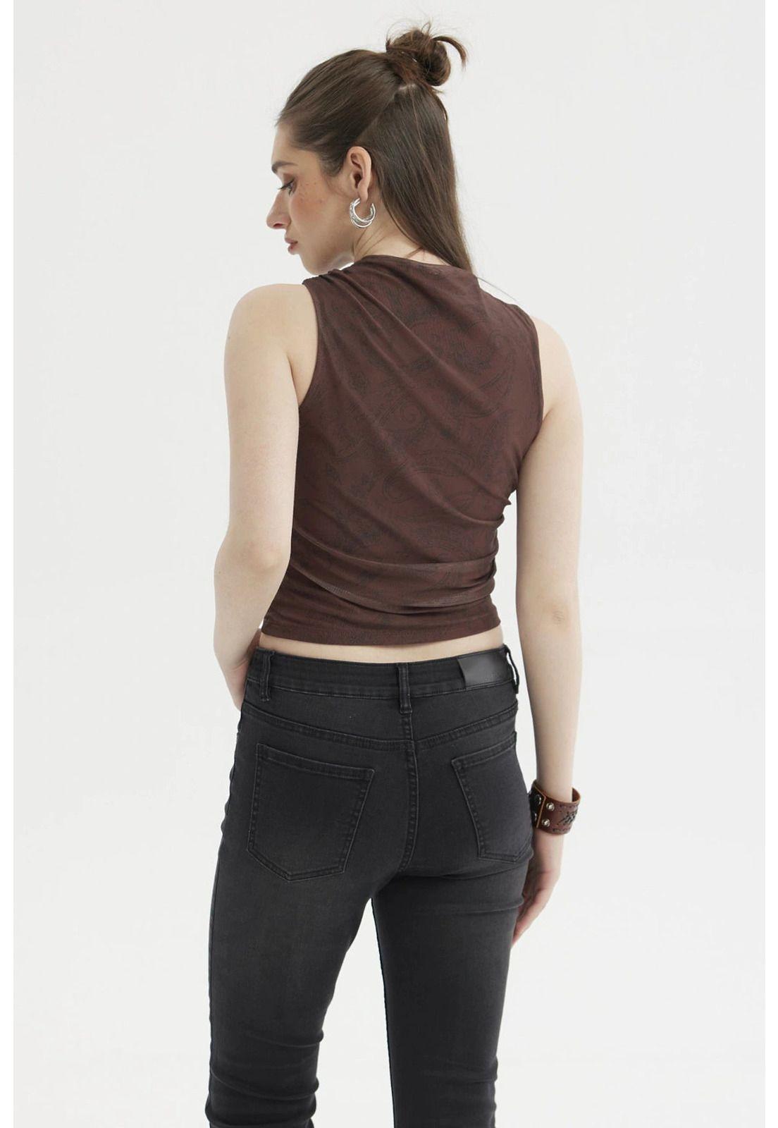 Polera Mujer Cuello Alto Café Oscuro-2