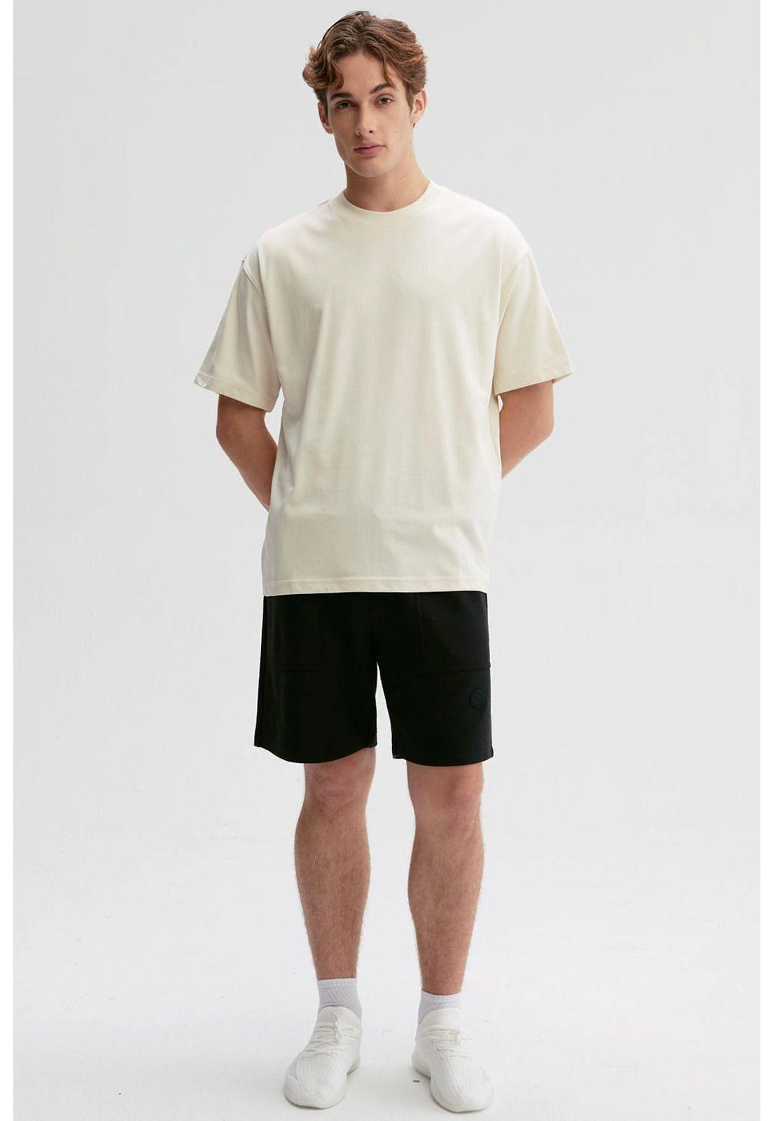 Polera Hombre Loose Fit Crema-3