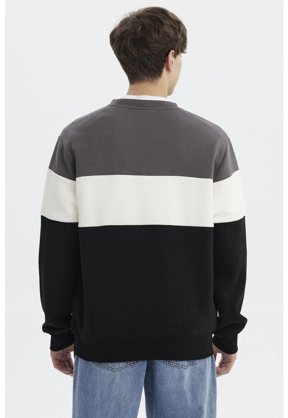 Polerón Hombre Slim Negro - V-2