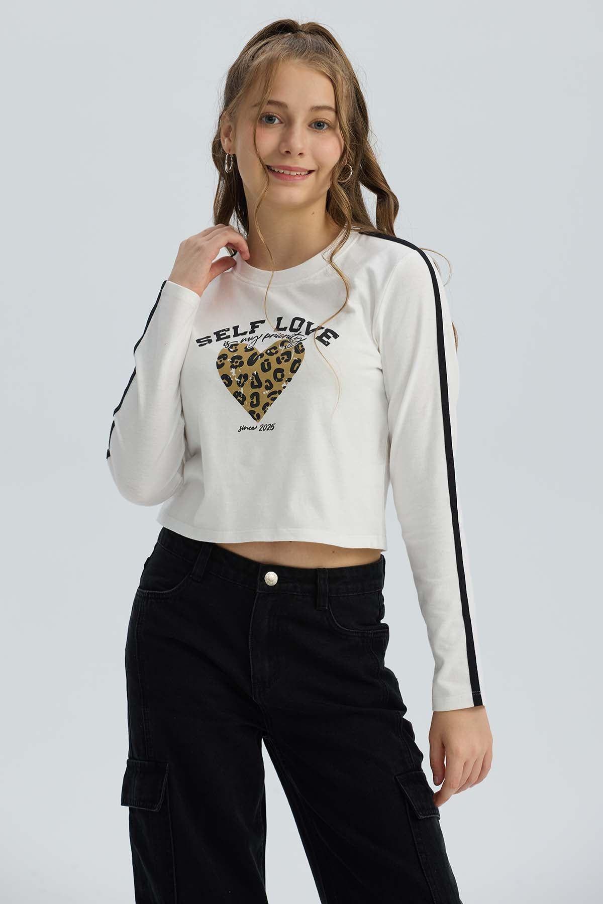Polera Niña Bordado Parche Blanco-1