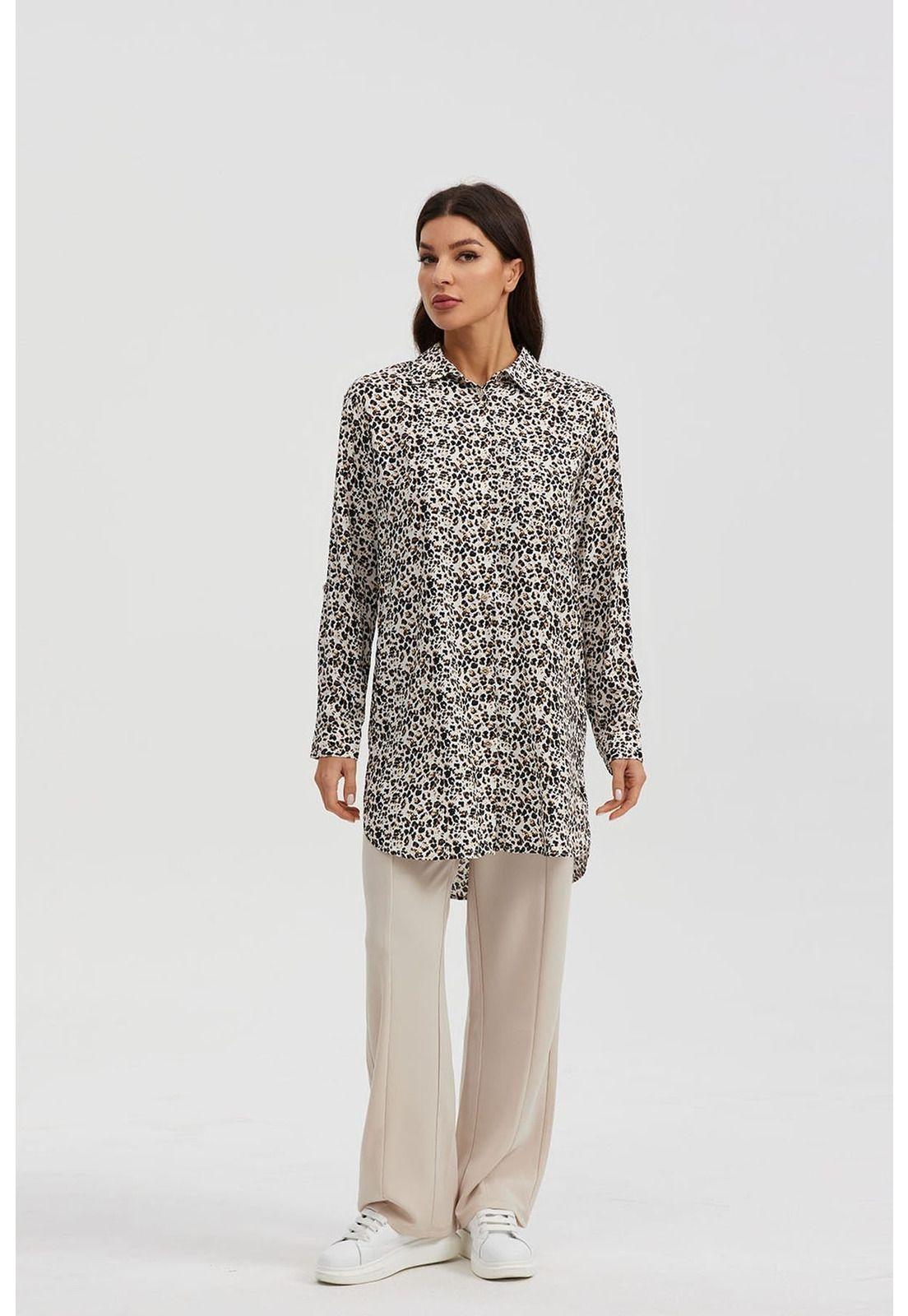 Blusa Mujer Larga Con Botón Parche Beige-2