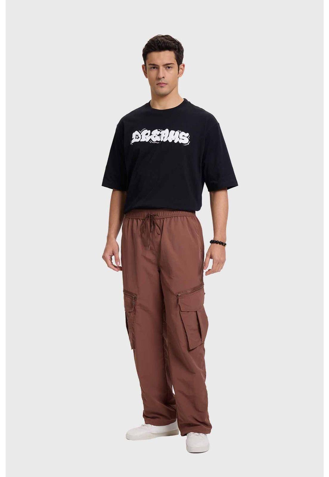 Pantalón Hombre Cargo Parachute Café-3