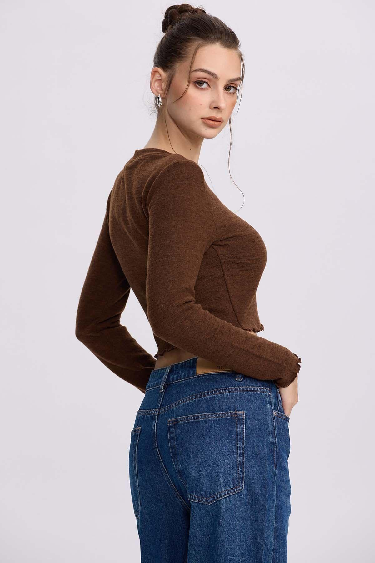 Sweater Mujer Crop Cafe-2