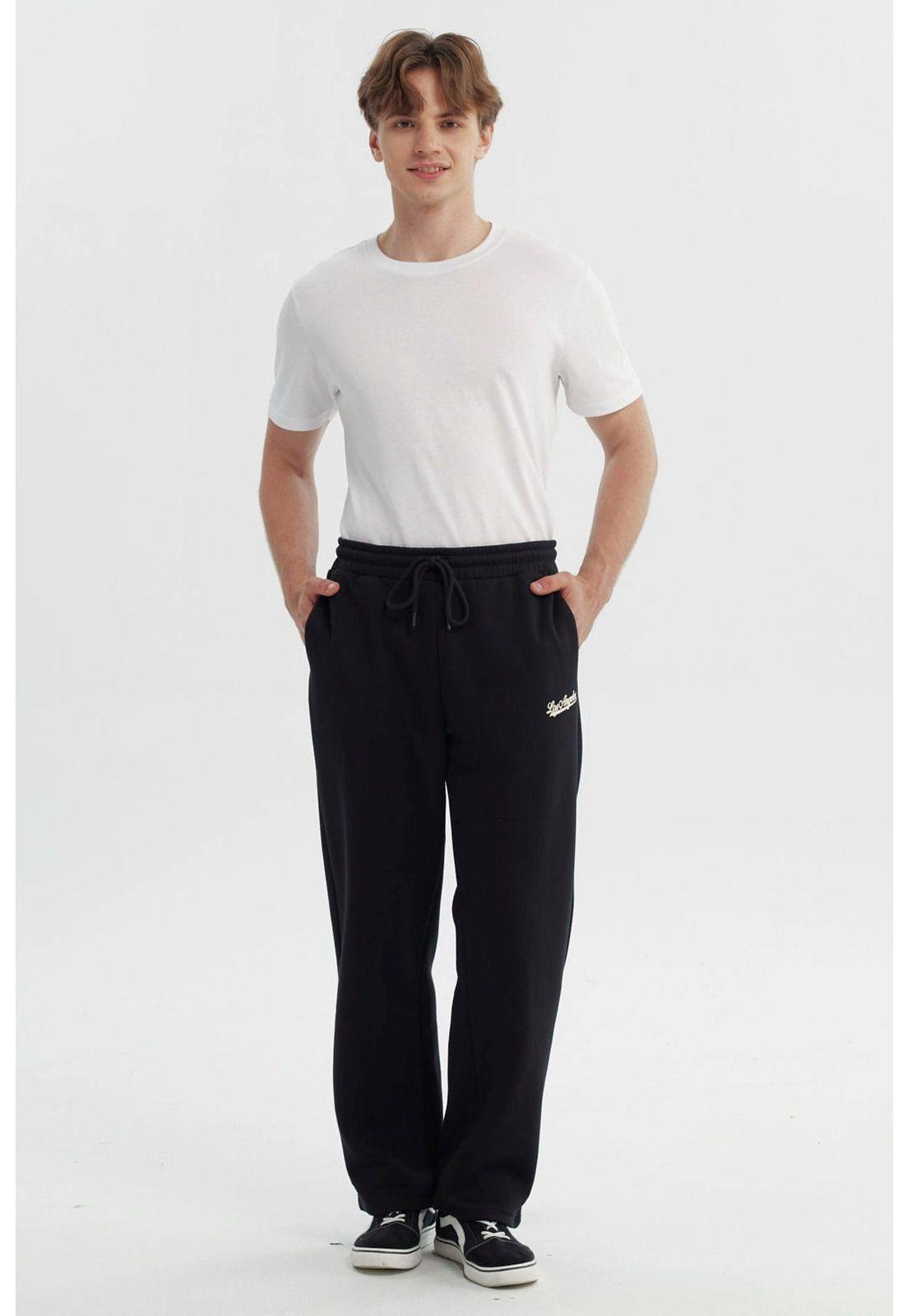 Pantalón Buzo Hombre Calce Recto Negro - XV-3