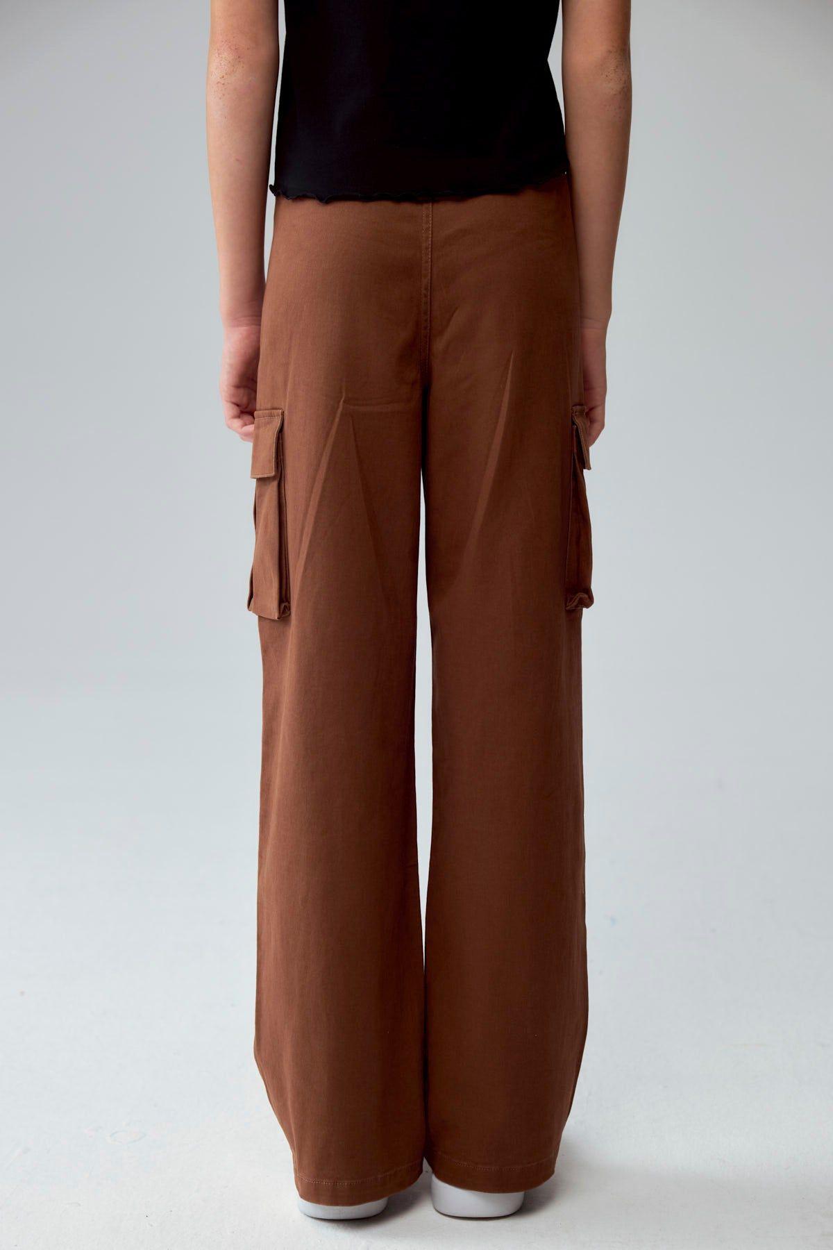 Pantalón Niña Calce Recto Cargo Café-2