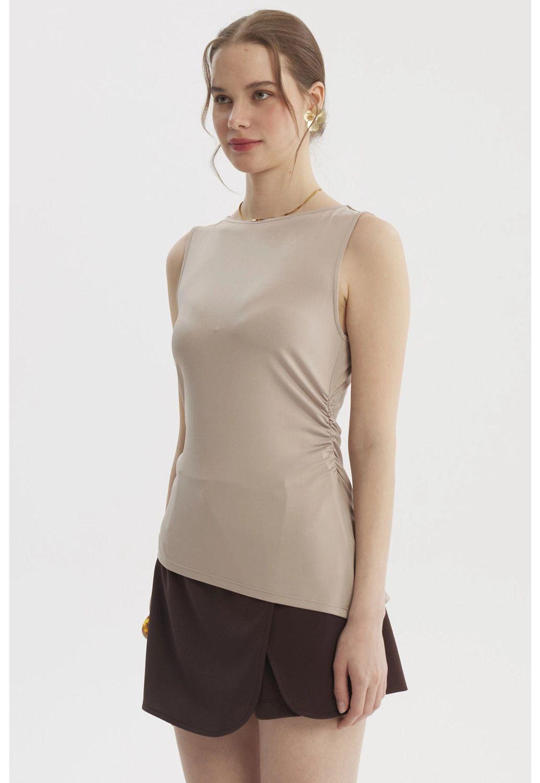 Polera Mujer Basta Asimétrica Beige Claro-1