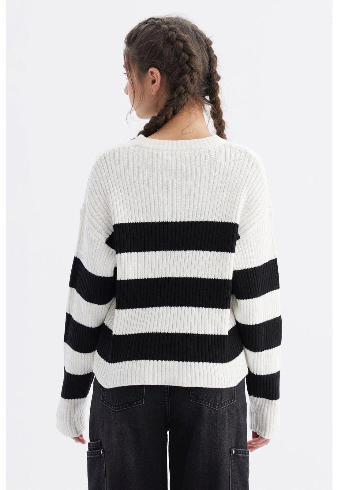 Sweater Niña Slim Crudo-2