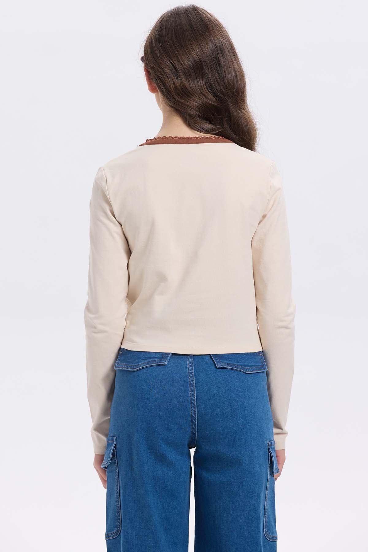 Polera Niña Con Aplicación Beige-2