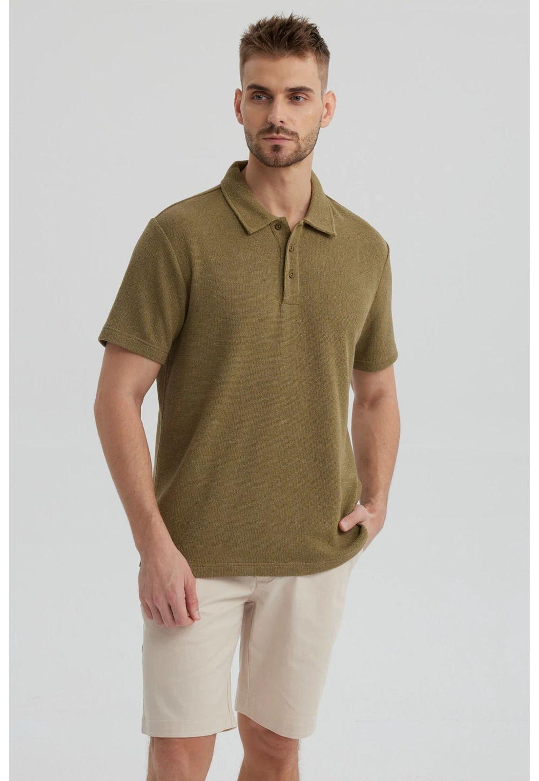 Polera Hombre Slim Cuello Camisero Verde Militar-0