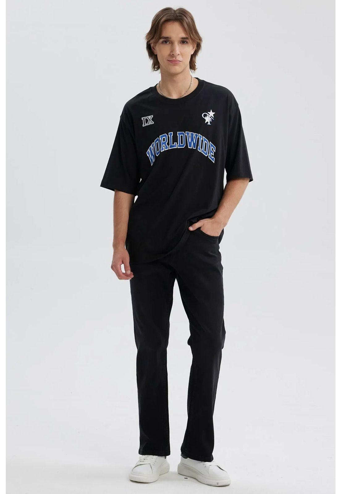 Polera Hombre Estampado Negro - VI-3