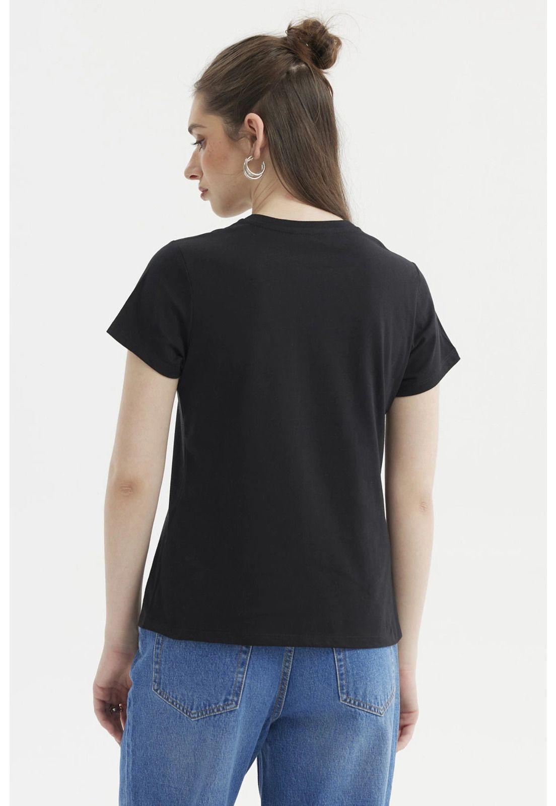 Polera Mujer Básica Negro / Fucsia-2