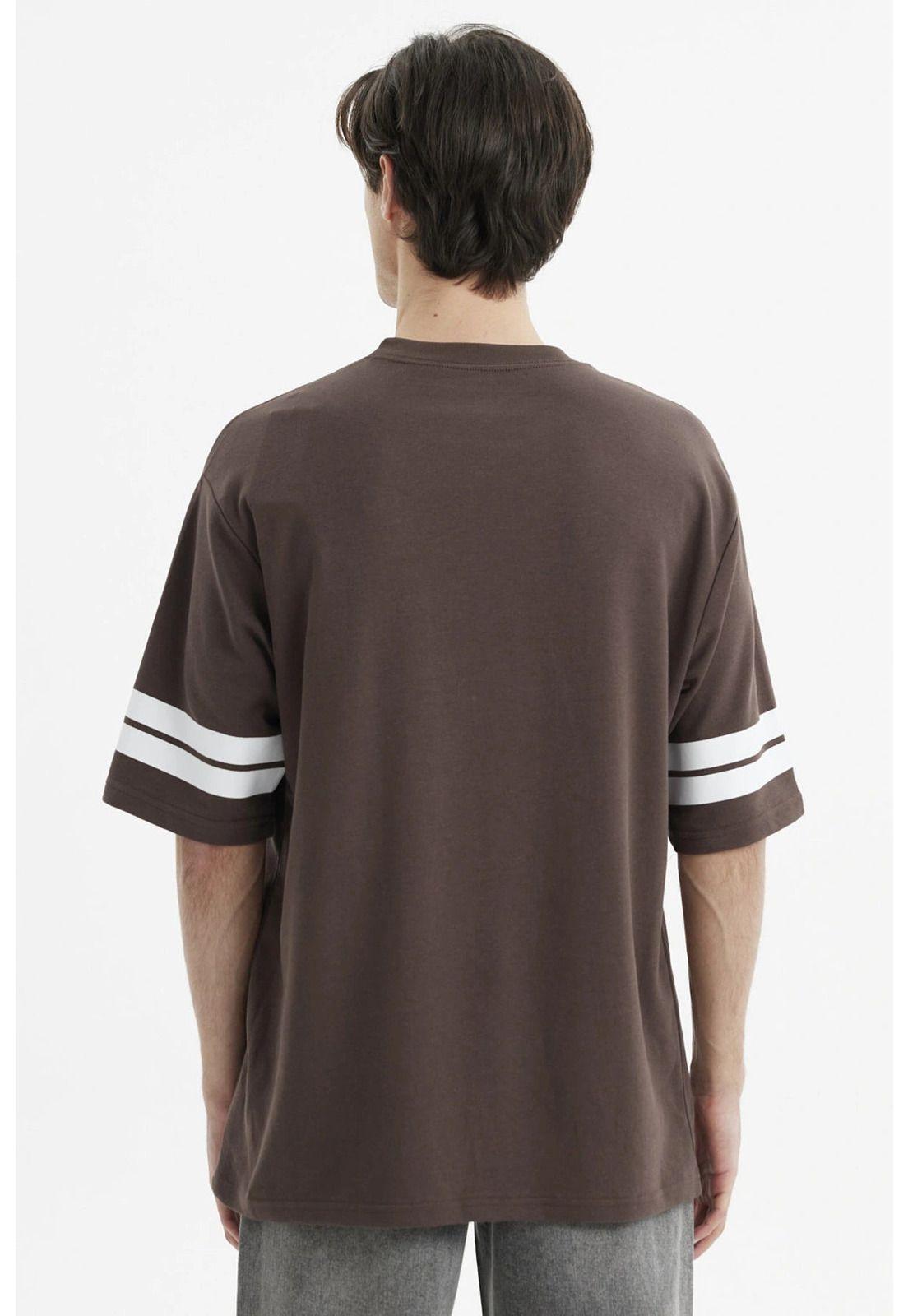 Polera Hombre Oversize Print Chocolate-2