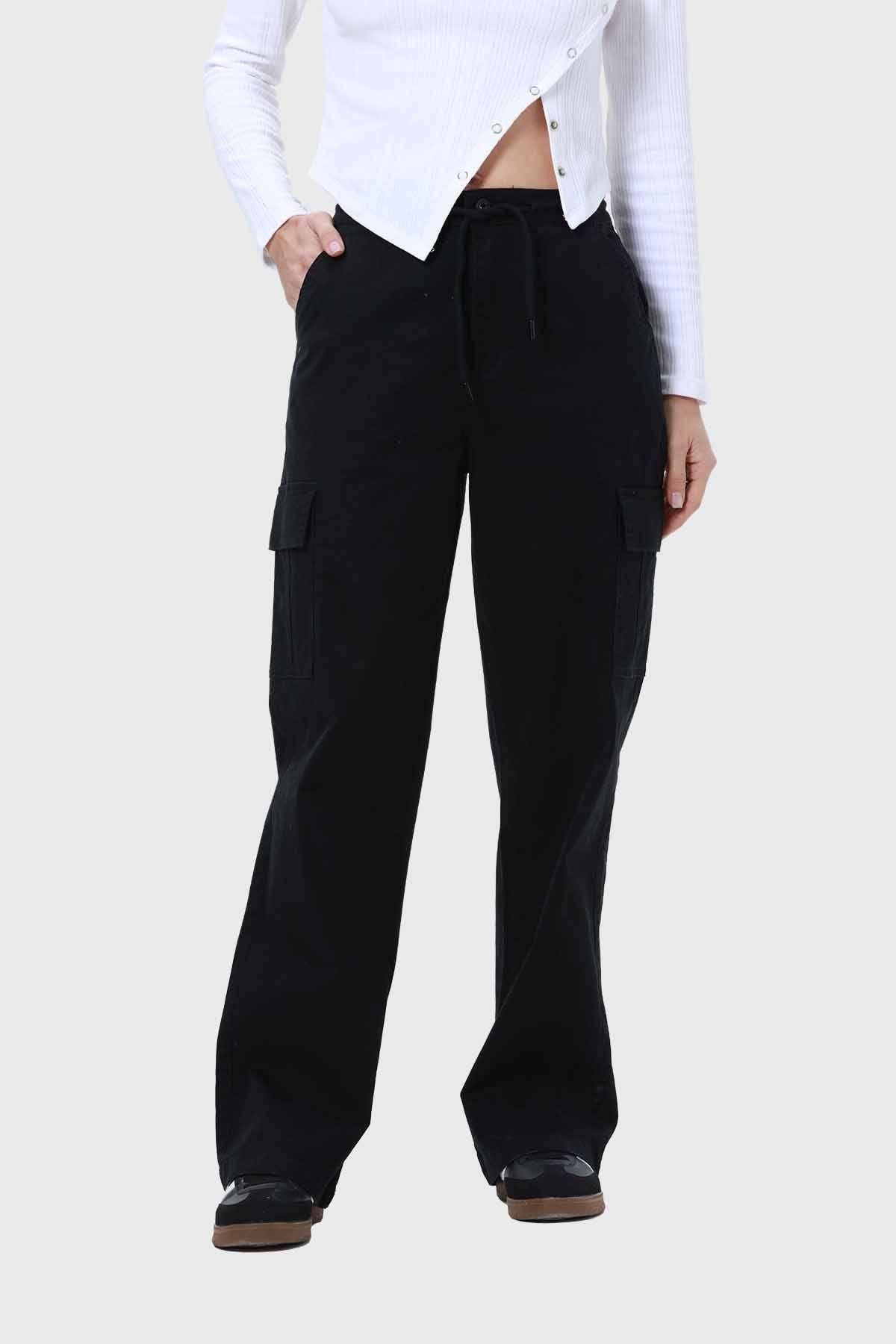 Pantalón Mujer Cargo Cordón Negro-3