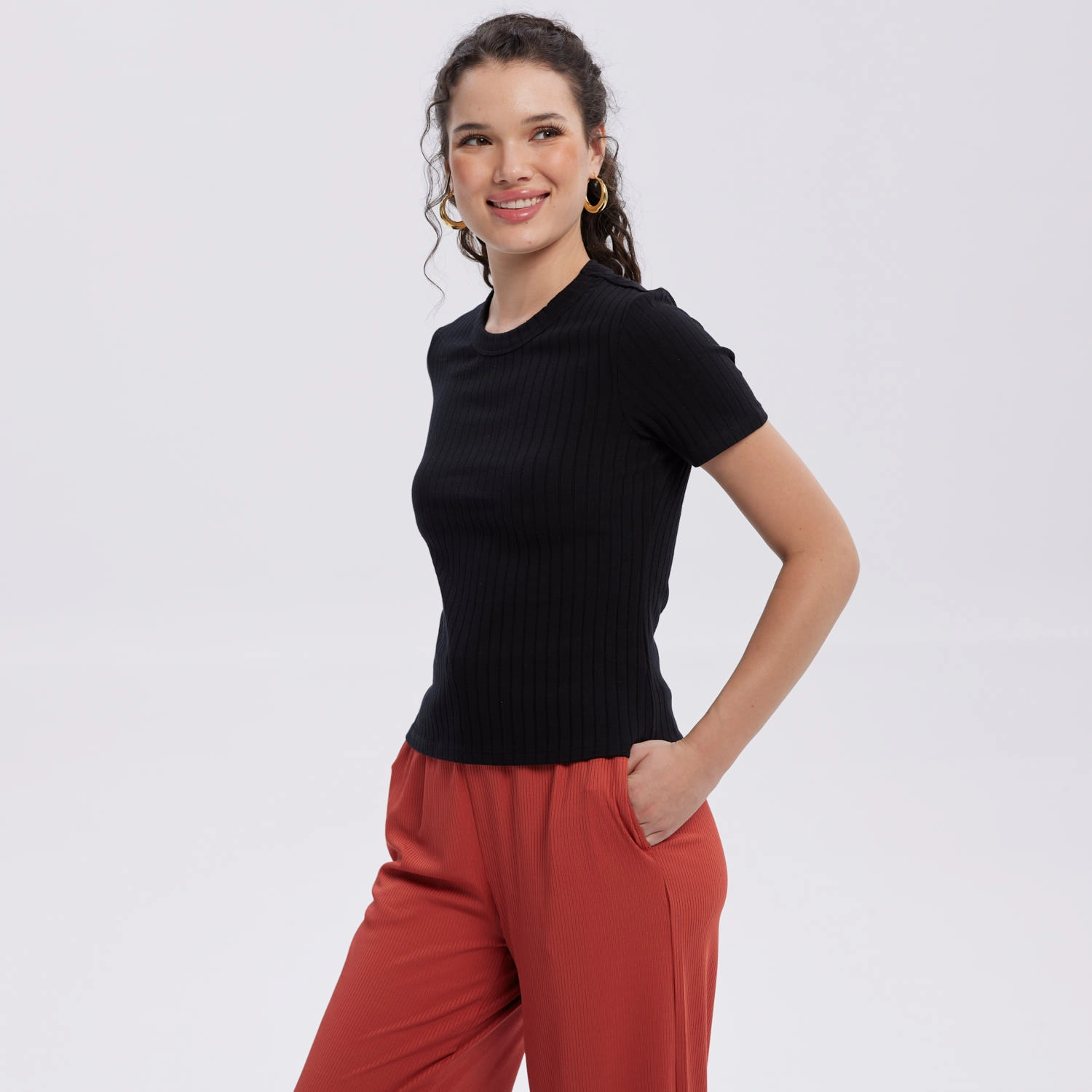 Polera Mujer Rib Crop Lisa Negro-2